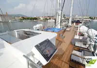 Kapal pesiar untuk dijual