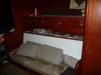 Kapal patroli untuk dijual