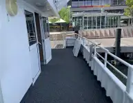 Kapal pesiar untuk dijual