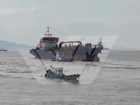 Kapal keruk untuk dijual