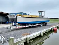 Kerajinan Pendaratan, Tank dijual