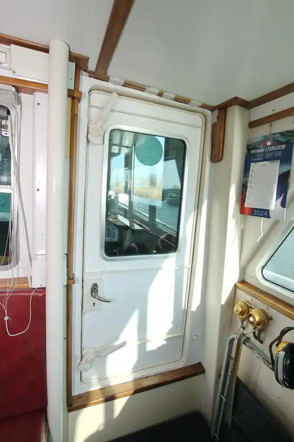 Kapal pesiar untuk dijual