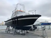 Kapal pandu untuk dijual