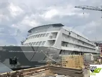 Kapal pesiar untuk dijual