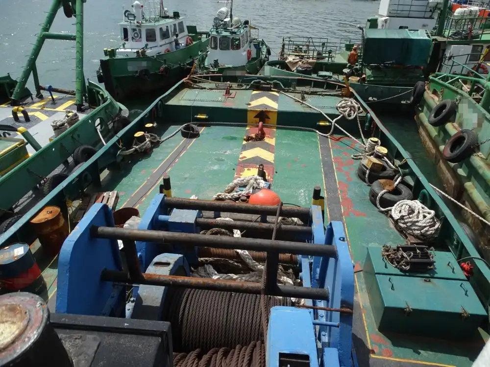 Kapal tunda untuk dijual