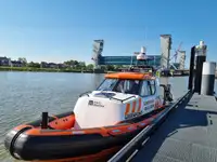Kapal kontainer untuk dijual