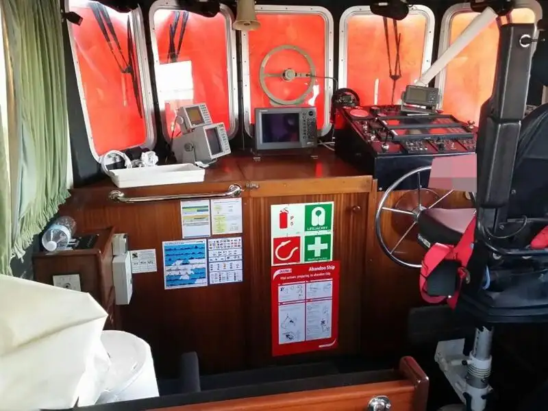 Kapal kru untuk dijual