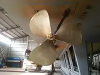 Kapal selam untuk dijual
