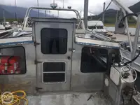 Kapal kru untuk dijual