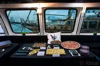 Kapal penumpang dijual