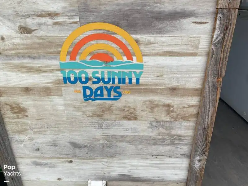 Katamaran untuk dijual
