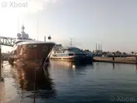 Kapal pesiar untuk dijual