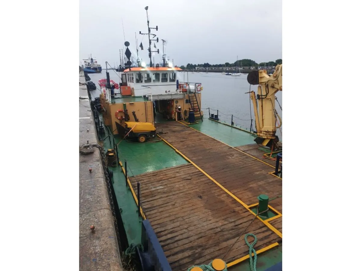 Kapal keruk untuk dijual
