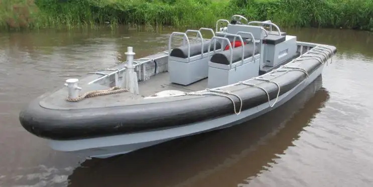 Perahu karet kaku untuk dijual