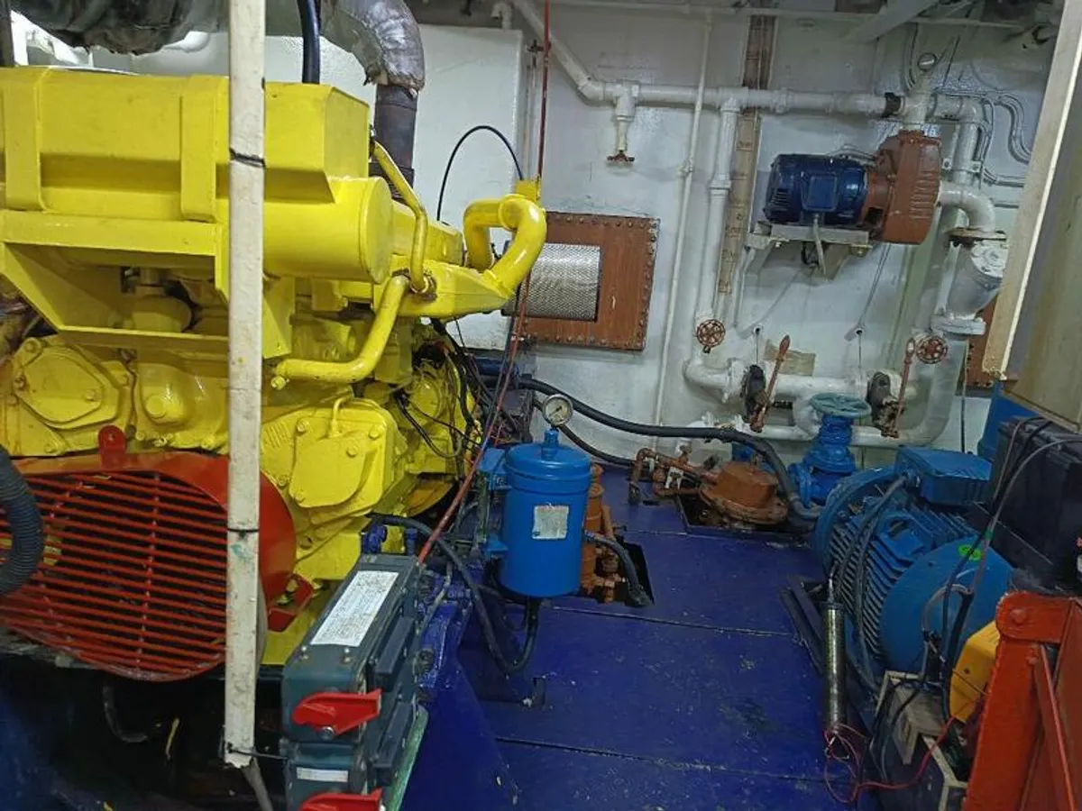 Kapal suplai untuk dijual