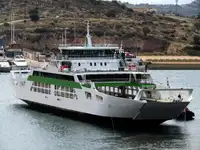 Kapal feri dijual