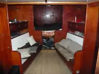 Kapal patroli untuk dijual