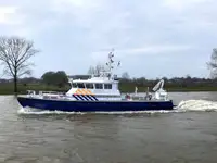 Kapal patroli untuk dijual