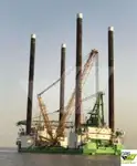 Rig pengeboran lepas pantai untuk dijual