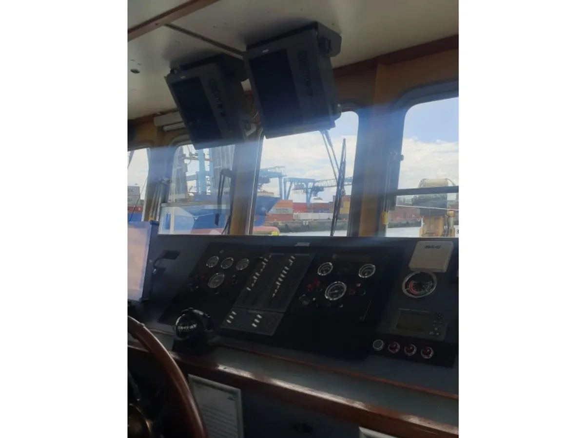 Kapal keruk untuk dijual