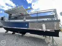 Kapal pesiar untuk dijual