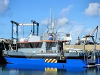 Kapal survei untuk dijual