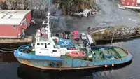 Kapal penarik dijual