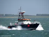 Kapal survei untuk dijual