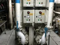Kapal penelitian untuk dijual