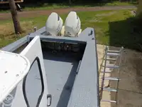 Kapal patroli untuk dijual