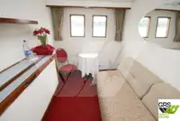 Kapal pesiar dijual