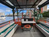 Kapal pesiar untuk dijual