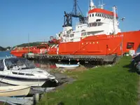 Kapal suplai platform (PSV) untuk dijual
