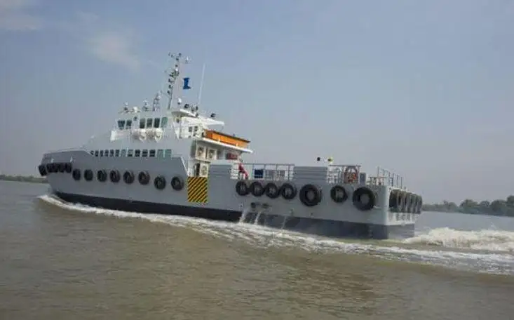 Kapal patroli untuk dijual