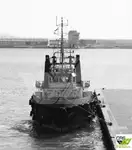 Kapal penarik dijual