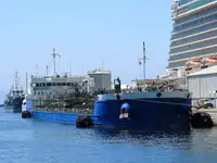 Oil/Chemical tanker dijual