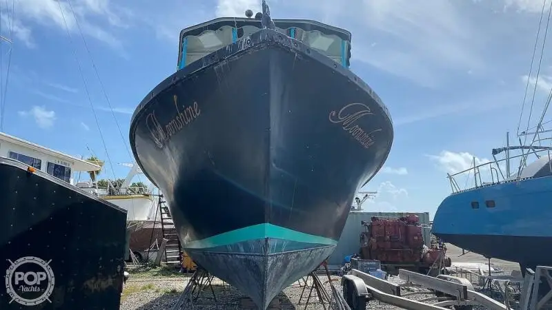 Kapal pesiar untuk dijual