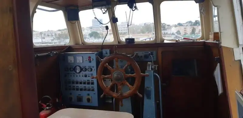 Kapal pandu untuk dijual