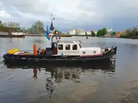 Kapal penarik dijual
