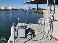 Kapal pendarat, tank untuk dijual