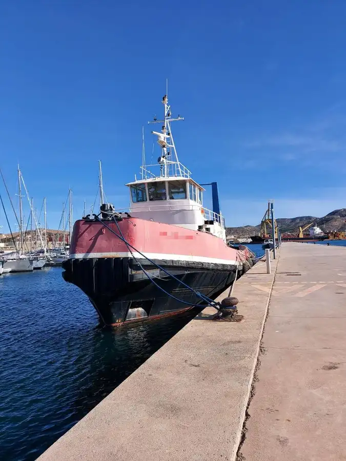 Kapal tunda untuk dijual