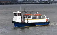 Kapal penumpang dijual