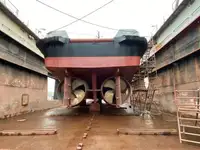 Kapal penarik dijual