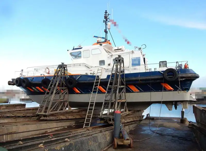Kapal kru untuk dijual
