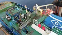 Kapal penarik dijual