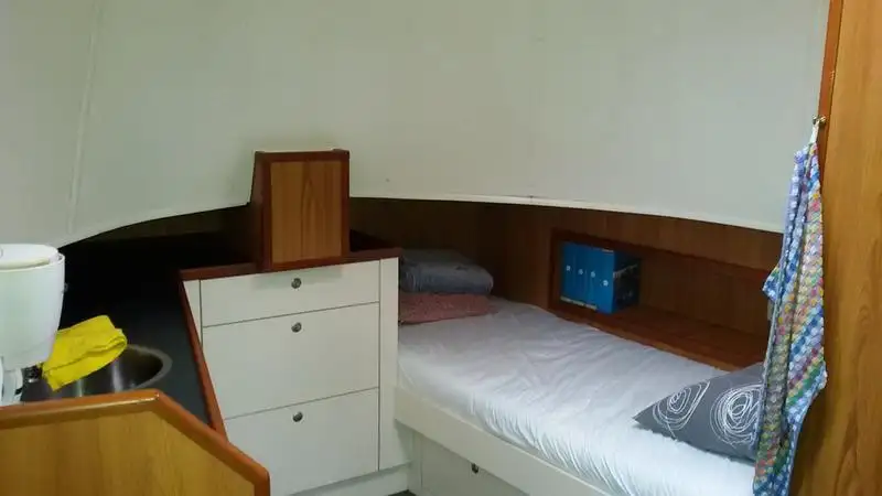Kapal patroli untuk dijual