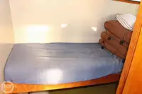 Kapal feri untuk dijual