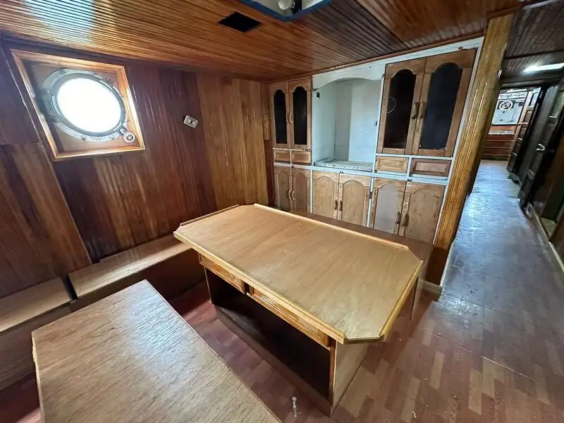 Kapal pukat untuk dijual