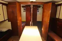 Kapal patroli untuk dijual