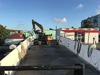 Kapal pendarat, tank untuk dijual